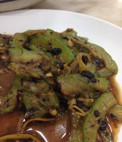 The East Court 白宫海鲜药膳餐馆