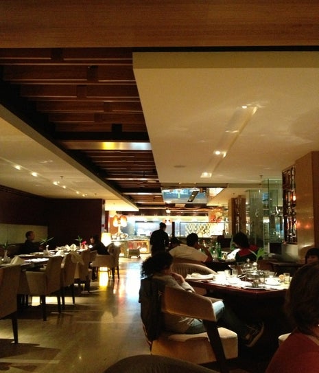 Restaurant @ Days Hotel