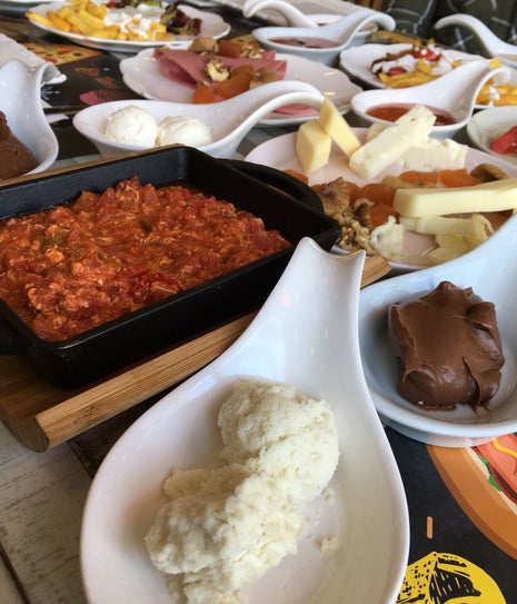 Doksan Dokuz Cafe | Patisserie | Fırın