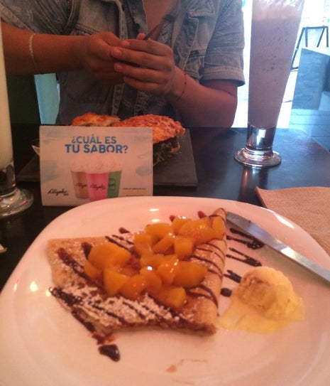 Akymbo Café