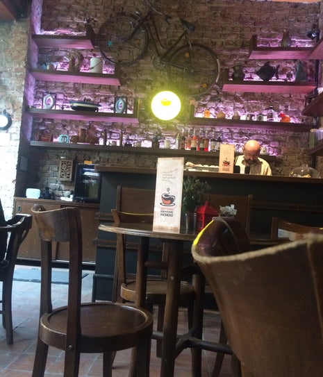 Kum Saati Kahvehanesi