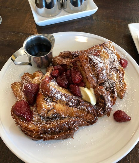 Girard brassiere & bruncherie