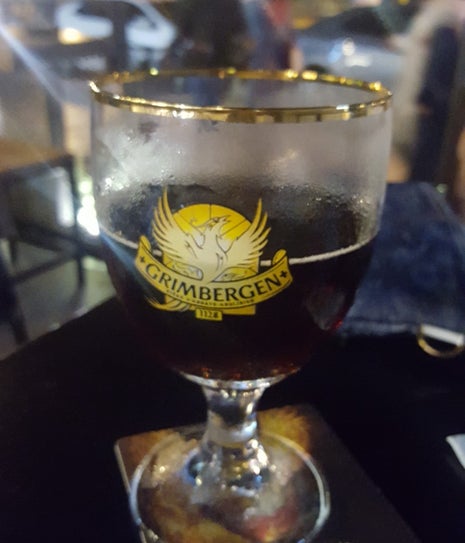 The Hand Coffee Shop & Wine Spesiality Coffee & Micro Roastery