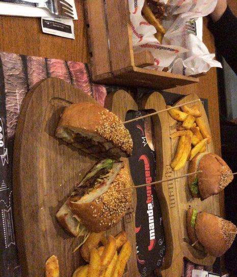 Manda Burger & Steak