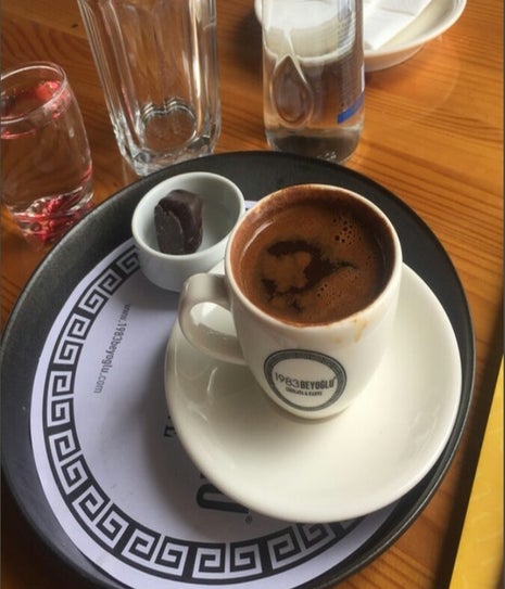 1983 Beyoglu Cikolata & Kahve