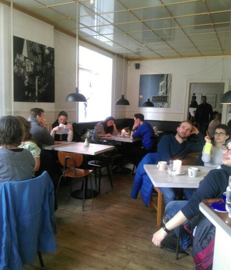 MAD & KAFFE