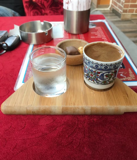 Közde Eminönü Kahvecisi