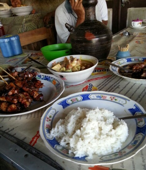 Warung sate Pak Yakub