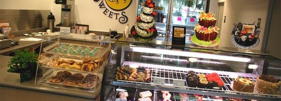 Honey Moon Sweets Bakery & Dessert Bar - Bakery in Tempe