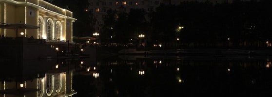 Патриаршие пруды фото ночью