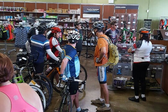 Performance Bicycle - Bike Shop di 