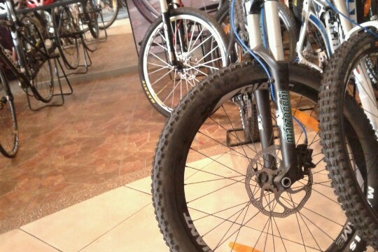 GIANT BIKE BICYCLE - Bike Shop di Semarang
