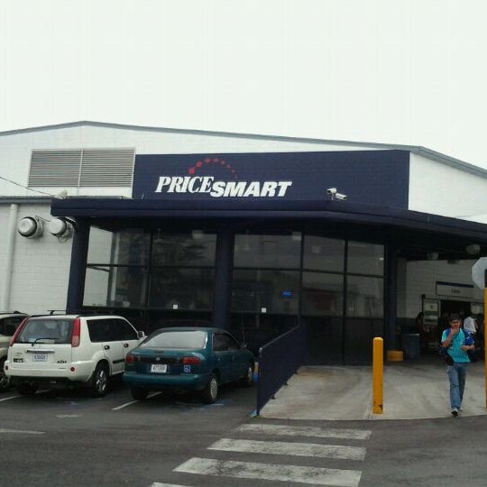 PriceSmart Llorente Tibás, San José