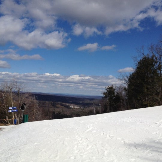 Crotched Mountain Ski and Ride - Ski Area in Bennington