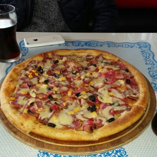 Sultan Pizza Pizza Place in Antalya