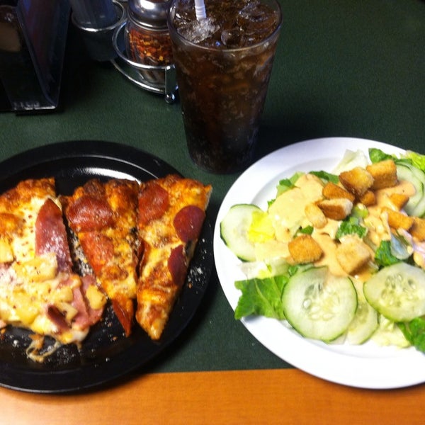 Round Table Place In Santa Clara