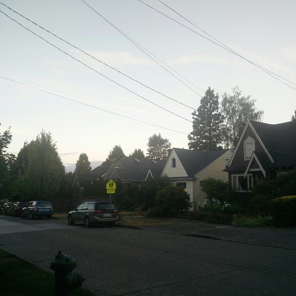 Ravenna Neighborhood Northeast Seattle 1 tip from 426 visitors