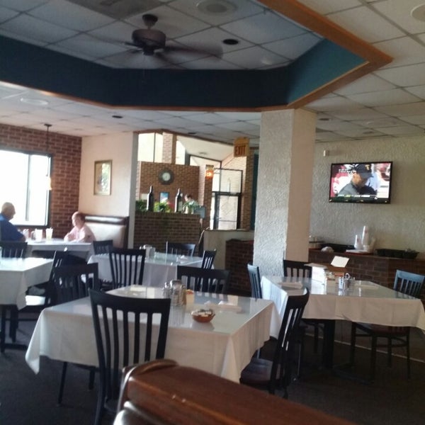 Jonathan's Restaurant - American Restaurant in Matthews