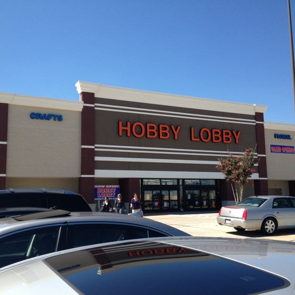 Hobby Lobby Arts & Crafts Store in Lewisville