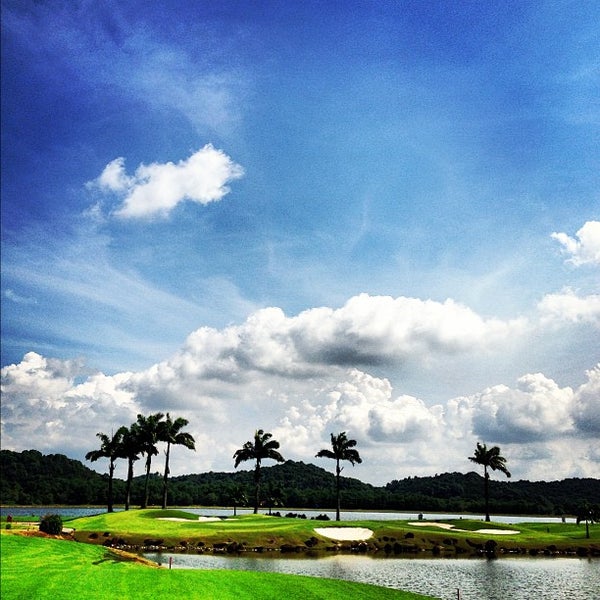 Raffles Country Club