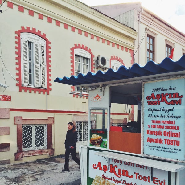 Aşkın Tost Evi 1989 Ayvalık�ta Sandviç Mekanı