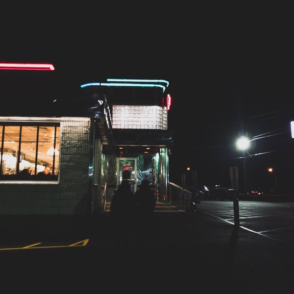 Spinning Wheel Diner Diner in Lebanon