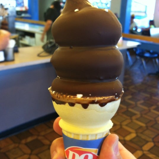 Dairy Queen Ice Cream Shop in Scottsdale