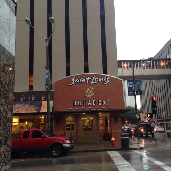 St. Louis Bread Co. - Downtown East - 116 N 6th St