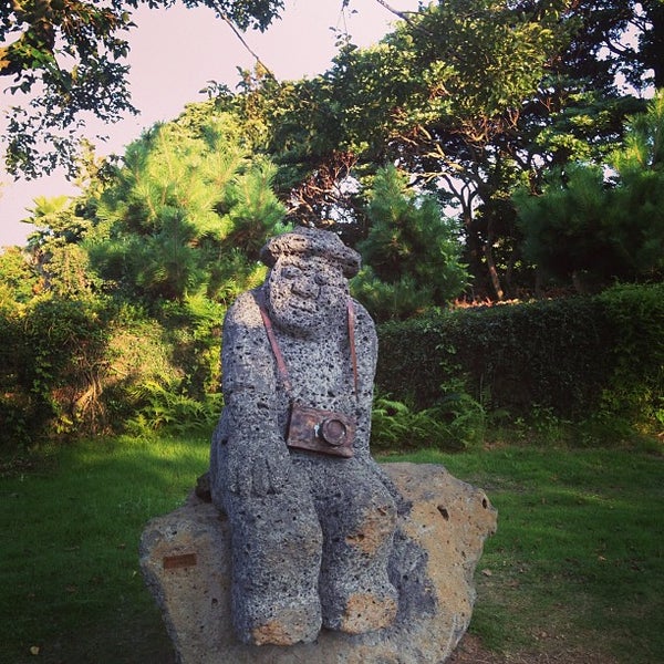 Where's Good? Holiday and vacation recommendations for Jeju-Do, South Korea. What's good to see, when's good to go and how's best to get there.