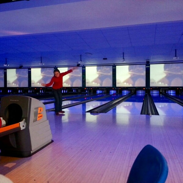 Amf Tuggeranong - Bowling Alley In Tuggeranong