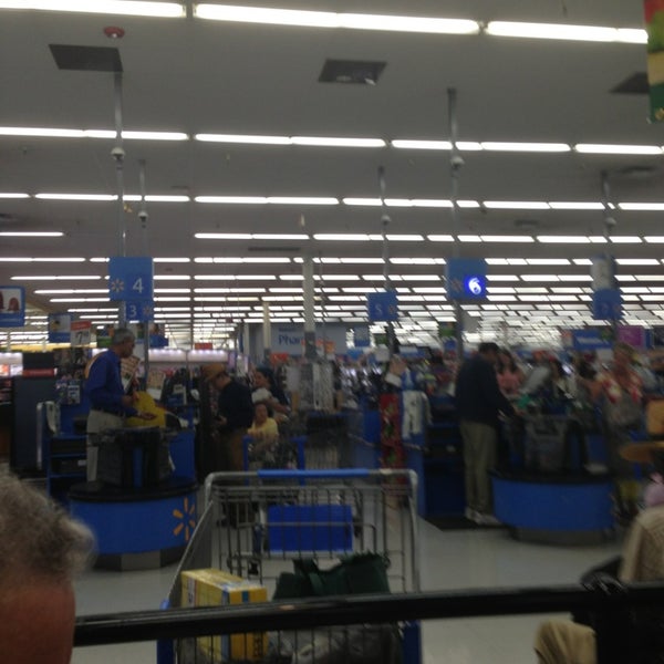 Walmart Supercenter Big Box Store in Fairfax