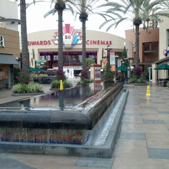 Long Beach Towne Center Shopping Mall