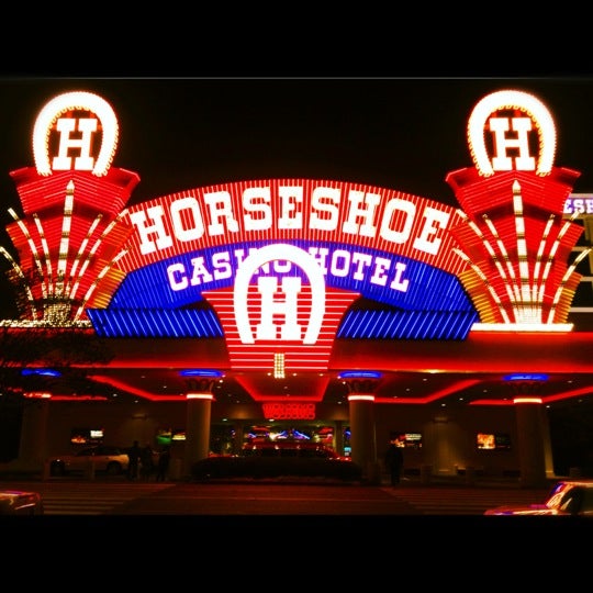 what time does horseshoe casino close