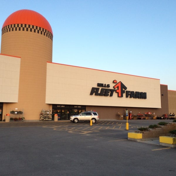 Mills Fleet Farm 9 tips from 1038 visitors