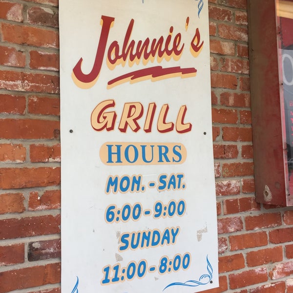 Johnnies Grill 11 tips from 206 visitors