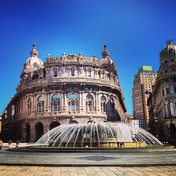 Where's Good? Holiday and vacation recommendations for Genoa, Italy. What's good to see, when's good to go and how's best to get there.