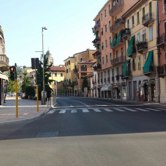 Piazza Isolo Plaza in