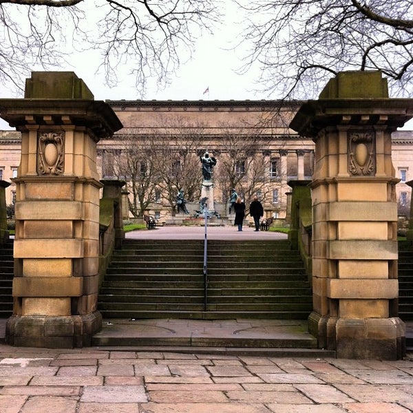 Where's Good? Holiday and vacation recommendations for Liverpool, United Kingdom. What's good to see, when's good to go and how's best to get there.