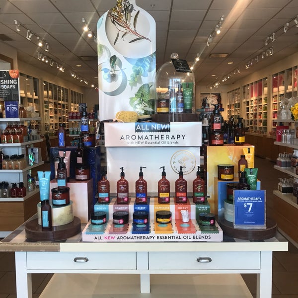 photos at bath body works tremont 3425 steelyard dr bath and body works steelyard