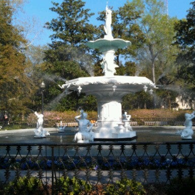 Photos at Forsyth Park Fountain - Historic District-South - Savannah, GA