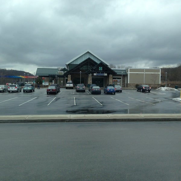 Photos at New Stanton Service Plaza Rest Area in New Stanton