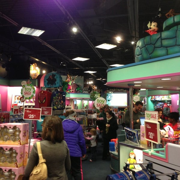 Disney store Toledo, OH