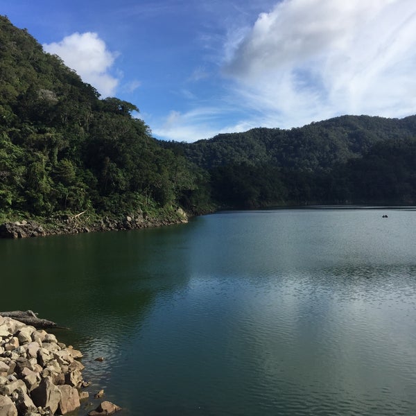 Gemini lake. Balinsasayao Twin Lakes.