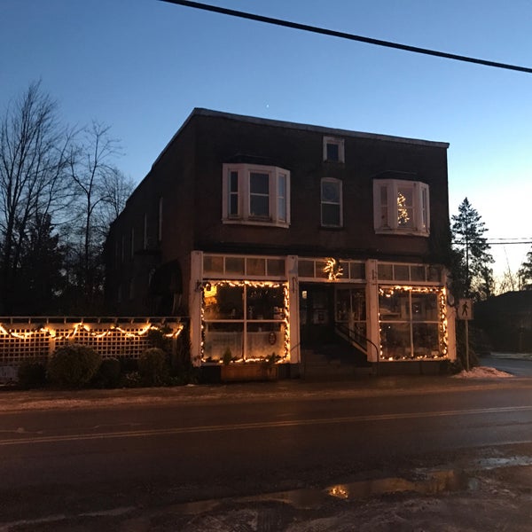 Clayburn Village Store Candy Store in Abbotsford
