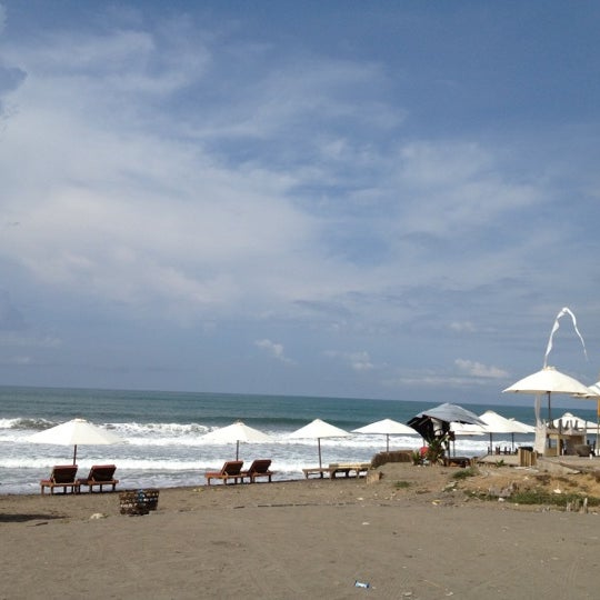  Pantai Batu Belig Beach in Badung