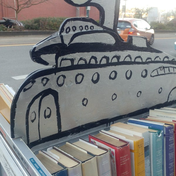 Tinkertopia Arts & Crafts Store in Downtown