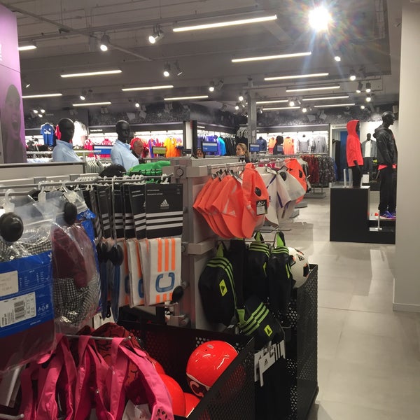 adidas outlet san sebastian adidas outlet san sebastian