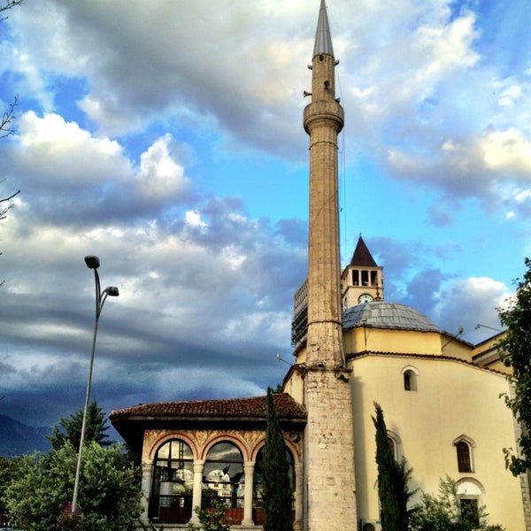 Xhamia e Et'hem Beut Et'hem Bey Mosque 7 tips from 665 visitors