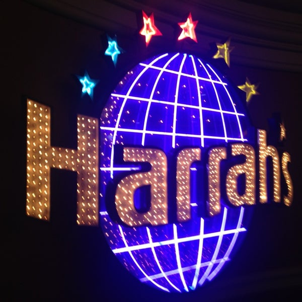 harrahs hotel and casino las vegas strip