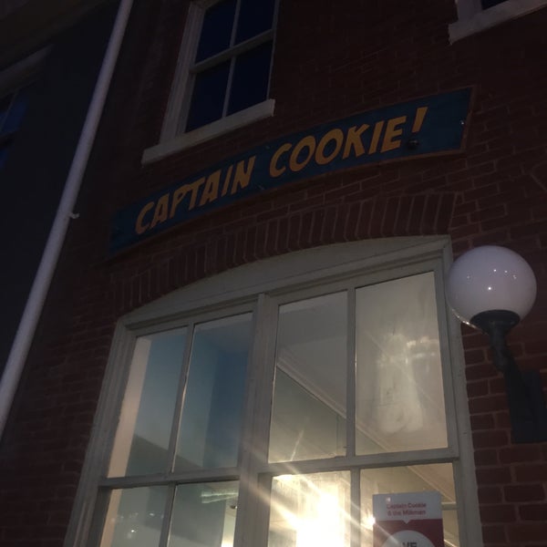 Captain Cookie and the Milk Man (Store) Washington University